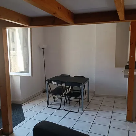 Image 4 - 1 Rue Francis Marcero, 11100 Narbonne, France - Apartment for rent