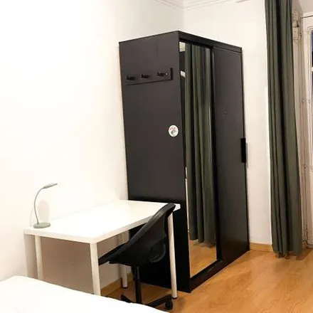 Image 5 - Carrer de l'Hospital, 4, 08001 Barcelona, Spain - Apartment for rent