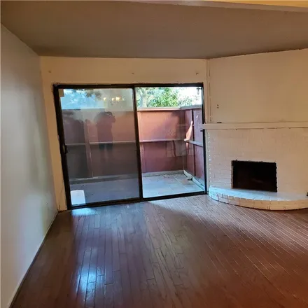 Buy this 2 bed condo on 7153 Firmament Avenue in Los Angeles, CA 91406