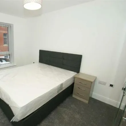 Image 7 - Victoria Gardens, Leeds, LS6 1FH, United Kingdom - Townhouse for rent