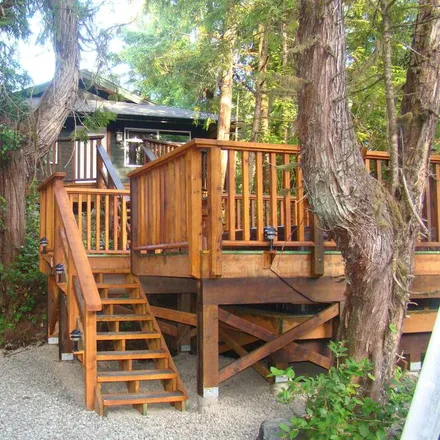 Image 9 - Tofino, BC V0R 2Z0, Canada - House for rent