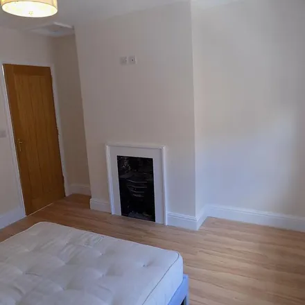 Rent this 2 bed apartment on Coach & Horses in 27 Dig Street, Compton