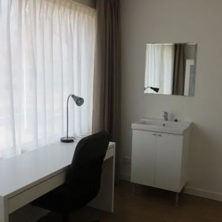 Rent this 1 bed apartment on Doctor Berlagelaan in 5622 HD Eindhoven, Netherlands