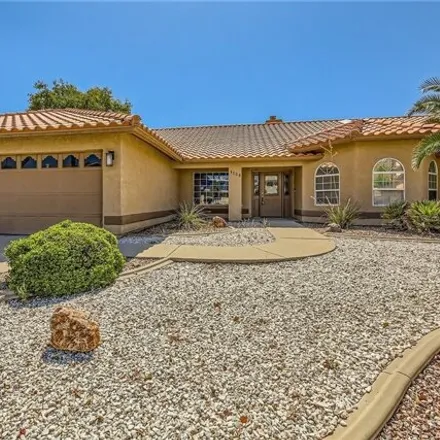 Buy this 3 bed house on 1108 Calico Ridge Dr in Henderson, Nevada