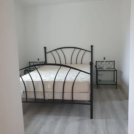 Rent this 2 bed apartment on 12 Boulevard de l'Hôtel de Ville in 87500 Saint-Yrieix-la-Perche, France