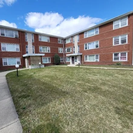 Buy this 2 bed condo on 7948-7964 South Pulaski Road in Chicago, IL 60652