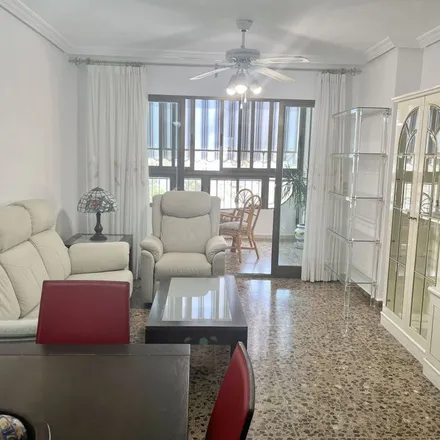 Rent this 3 bed apartment on El Abuelo Taberna in Avinguda d'Holanda / Avenida de Holanda, 03540 Alicante