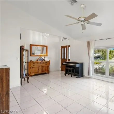 Image 7 - 2538 Southwest 11th Avenue, Cape Coral, FL 33914, USA - House for sale