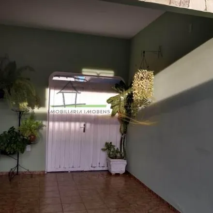 Buy this 3 bed house on Rua Elza Foelkel Bérgamo in Jardim Vetorasso, São José do Rio Preto - SP