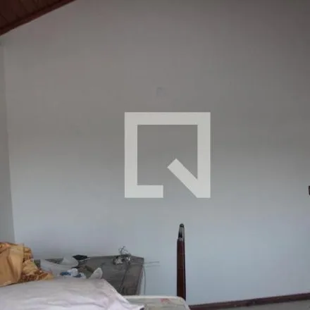 Rent this 2 bed house on Bike Clube Lagoa in Avenida Otacílio Negrão de Lima, Pampulha