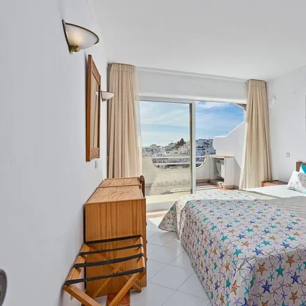 Rent this 2 bed condo on 8200-090 Distrito de Évora