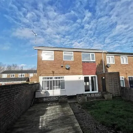 Rent this 3 bed house on unnamed road in Newcastle upon Tyne, NE5 4QA