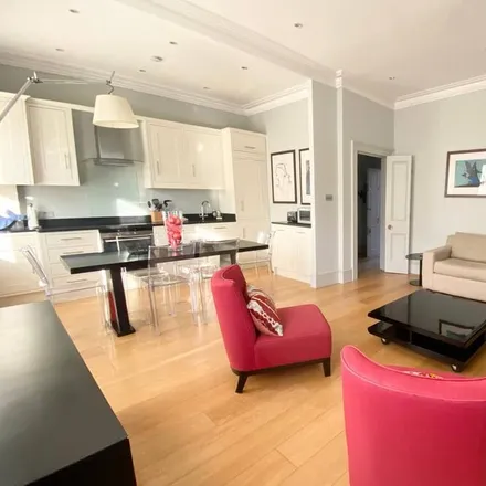 Image 4 - London, SW5 0BQ, United Kingdom - Apartment for rent