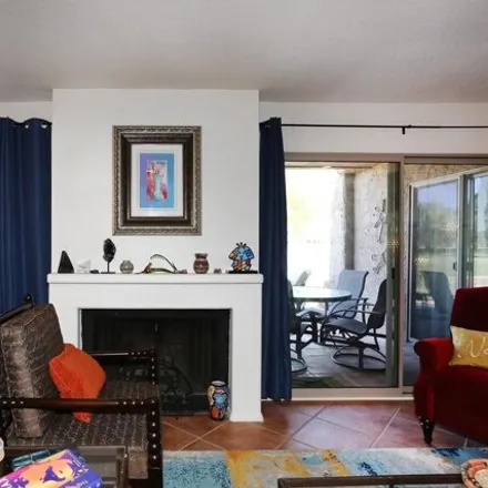Image 5 - 7232 North Via Camello Del Norte, Scottsdale, AZ 85258, USA - Apartment for rent