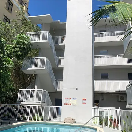 Image 6 - 130 Mendoza Avenue, Coral Gables, FL 33134, USA - Apartment for rent