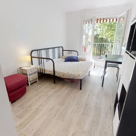 Rent this 4 bed apartment on 2 Rue de l'Espoir in 69100 Villeurbanne, France