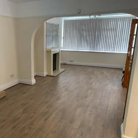 Image 4 - Crumpsall Lane, Manchester, M8 4NN, United Kingdom - Duplex for rent