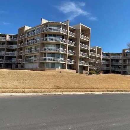 Buy this 3 bed condo on 1048 Guadalupe Street in Kerrville, TX 78028
