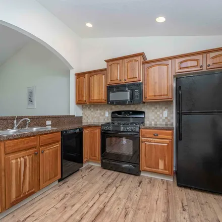 Image 3 - 5910 Cory Point Court, Georgetown Township, MI 49426, USA - Condo for sale