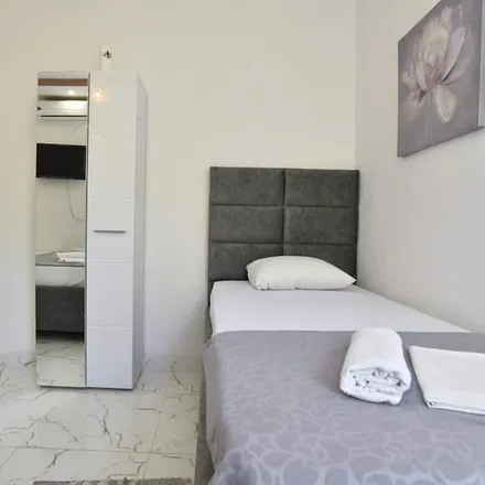 Image 7 - 85360 Ulcinj - Ulqin, Montenegro - Apartment for rent