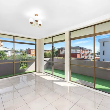 Image 3 - Torikina, 19 Waugh Street, Port Macquarie NSW 2444, Australia - Apartment for rent