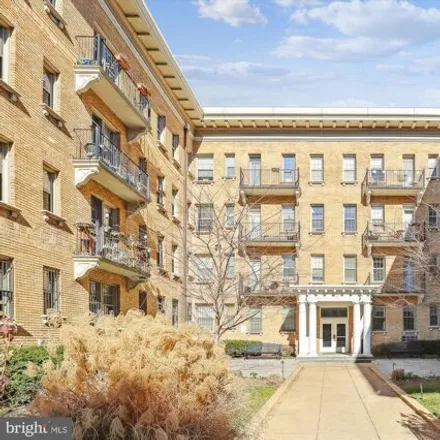 Buy this 2 bed condo on 1401 Columbia Road Northwest in Washington, DC 20009