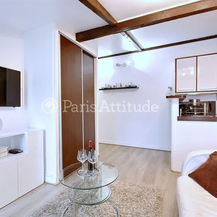 Image 6 - 2 Rue de l'Isly, 75008 Paris, France - Apartment for rent