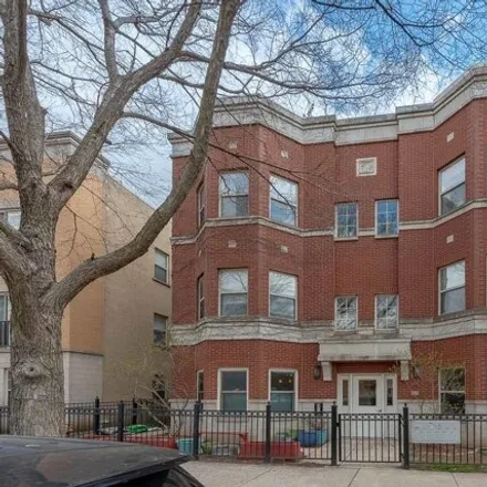 Buy this 3 bed condo on 1039 South Lytle Street in Chicago, IL 60607