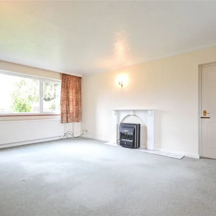 Rent this 4 bed apartment on Rhugarve Gardens in Linton, CB21 4LX