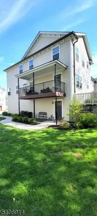 Rent this 4 bed townhouse on 6 Elm Street in Ridgedale Park, Madison