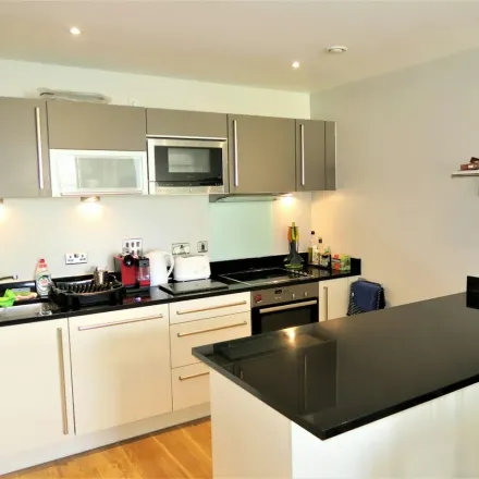 Image 9 - Out of the Woods, Granary Wharf, 3 Wharf Approach, Leeds, LS1 4GL, United Kingdom - Apartment for rent