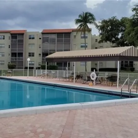 Buy this 1 bed condo on Southwest 81st Avenue in North Lauderdale, FL 33068