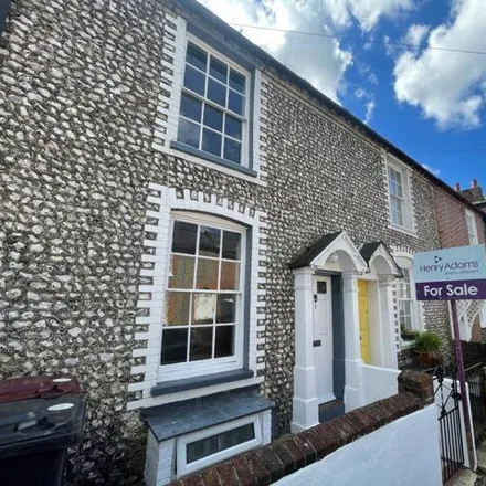 Buy this 2 bed townhouse on Cavendish Street in Chichester, PO19 6AJ