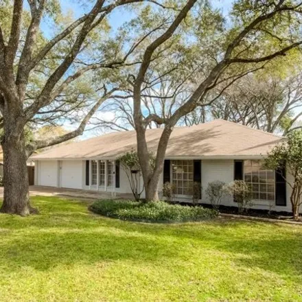 Rent this 3 bed house on 7403 Glenhill Road in Austin, TX 78752