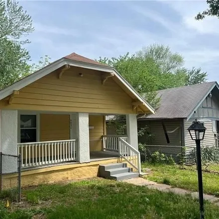 Buy this 2 bed house on 5673 Garfield Avenue in Kansas City, MO 64130