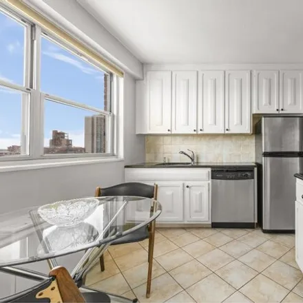 Image 5 - 70-31A 108th Street, New York, NY 11375, USA - Apartment for sale