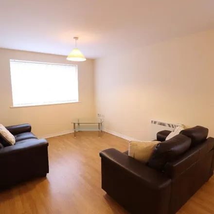 Image 7 - Hollins Court, Kenneth Close, Knowsley, L34 5NG, United Kingdom - Apartment for rent