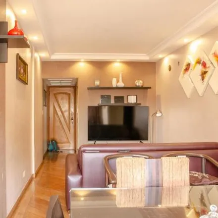 Rent this 3 bed apartment on Rua Alfredo Zunkeller in Vila Aurora, São Paulo - SP
