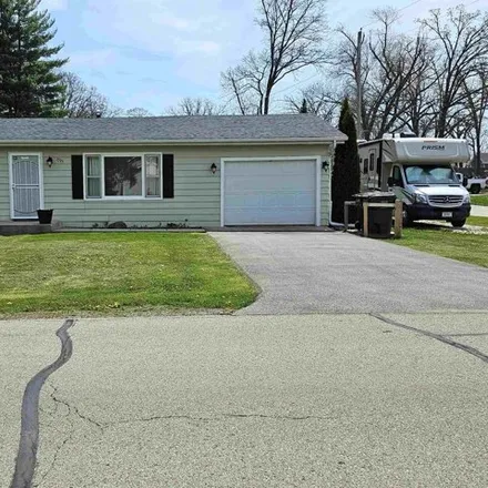 Buy this 2 bed house on Hemlock Road in Village of Bloomfield, Walworth County
