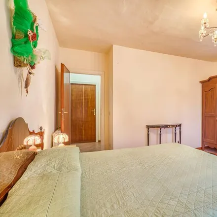 Rent this 3 bed apartment on 55041 Camaiore LU