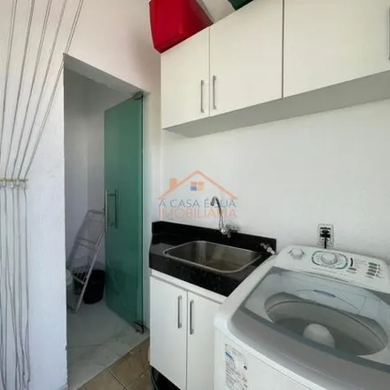 Buy this 4 bed apartment on Rua Upinduara in Eldorado, Contagem - MG