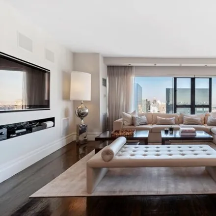 Buy this studio apartment on The Sovereign in East 58th Street, New York