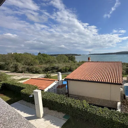 Image 2 - unnamed road, 52304 Pomer, Croatia - House for sale