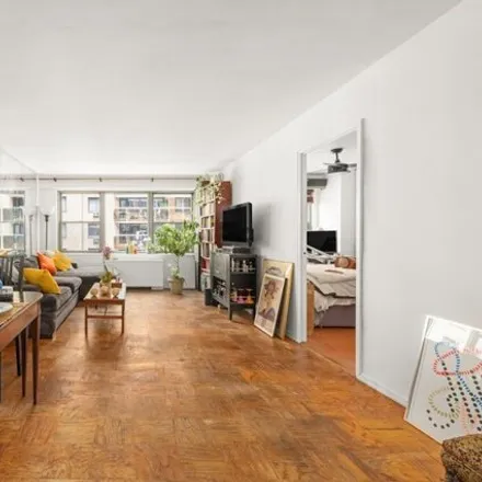 Buy this studio apartment on 10 West 15th Street in New York, NY 10011