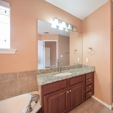 Image 6 - 8712 Saint Mary's Street, Odessa, TX 79765, USA - House for sale