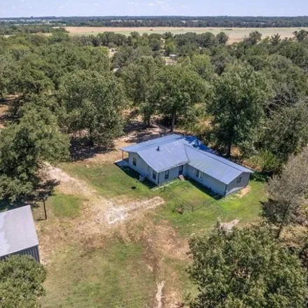 Image 2 - 2203 TX 37, Mount Vernon, Franklin County, TX 75457, USA - House for sale