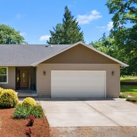 Buy this 3 bed house on 12727 S Casto Rd in Oregon City, Oregon
