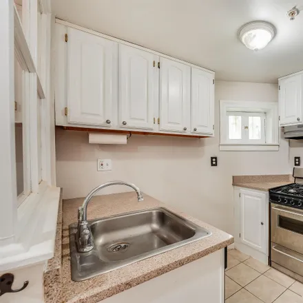 Image 3 - 110 Bright Street, Jersey City, NJ 07302, USA - Townhouse for sale
