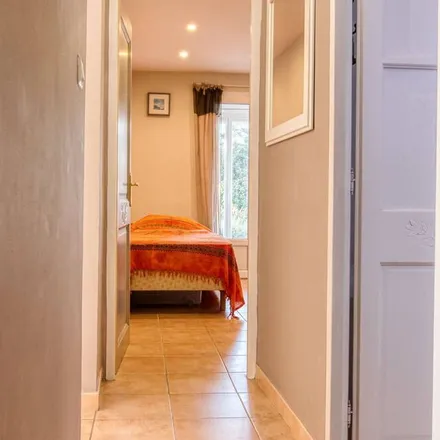 Rent this 3 bed house on 83600 Les Adrets-de-l'Estérel