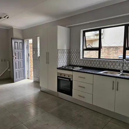 Image 2 - Geelhout Street, Equarand, Newcastle, 2940, South Africa - Townhouse for rent